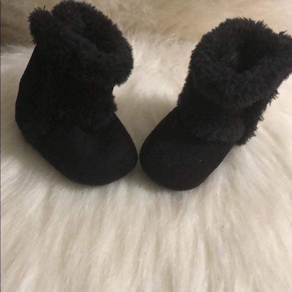 Infant shoes - Picture 3 of 4